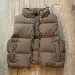 NWOT nuuds puffer vest